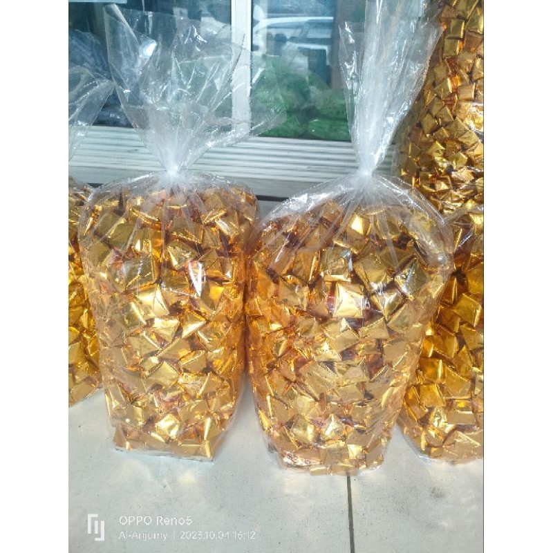 

Coklat Silverqueen Pyramid Leburan/ Coklat Kiloan