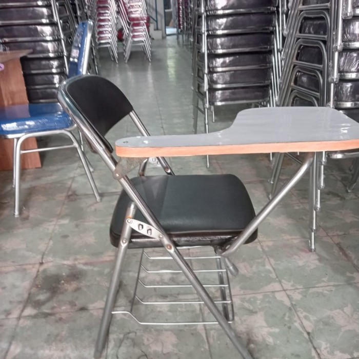 Kursi Lipat Kuliah Chitose