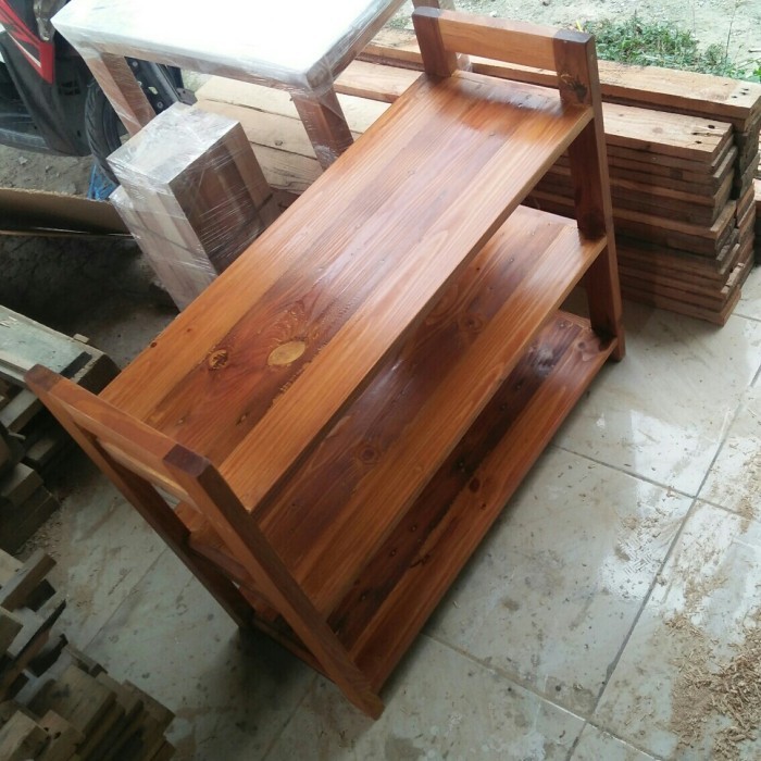 RAK 3 SUSUN KAYU JATI BELANDA EXPALET