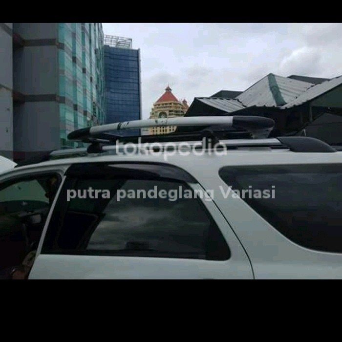 roof rak bagasi atas+cross bar rush lama /Terios lama merek sun rack Ori