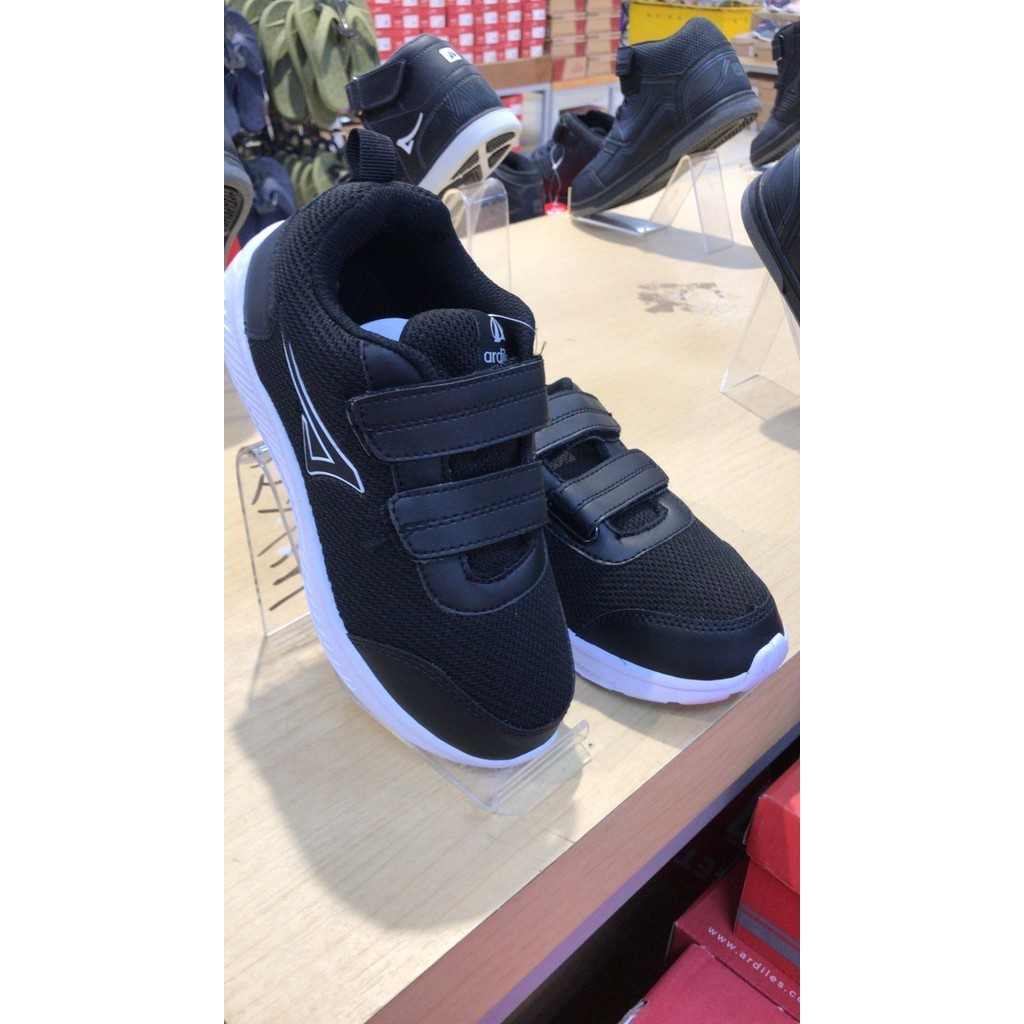 SEPATU  ARDILES ALTAYA HITAM PUTIH