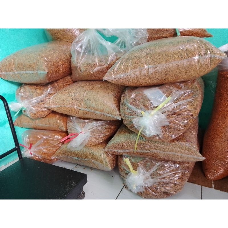 

0Bawang Goreng gurih, harum, dan nikmat Cap Arwana Dhewa. 1kg