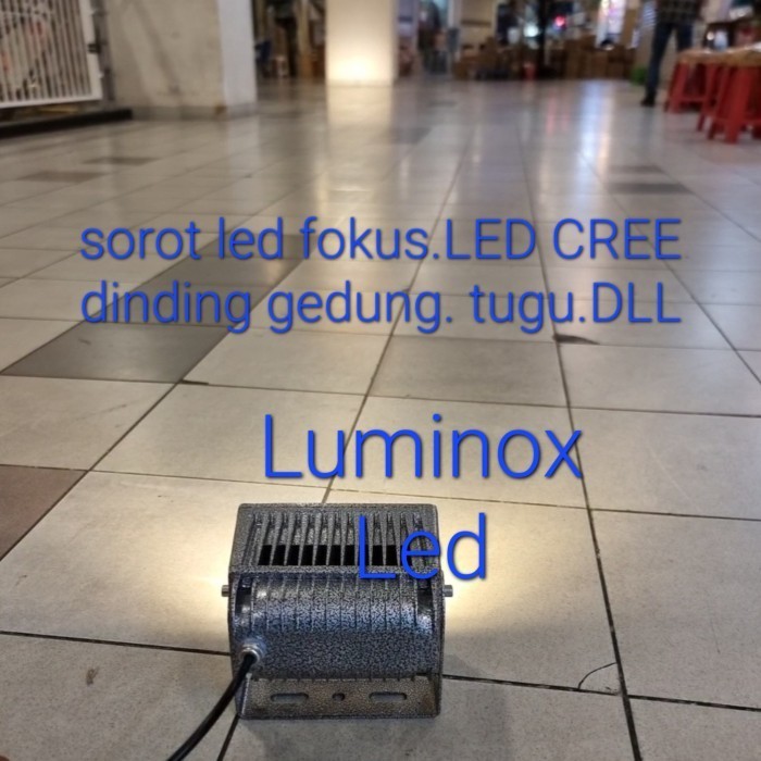 Spotlight Fokus Led 30Watt 30 Watt - Sorot Tugu Gedung 30W 30 W 220V Ori
