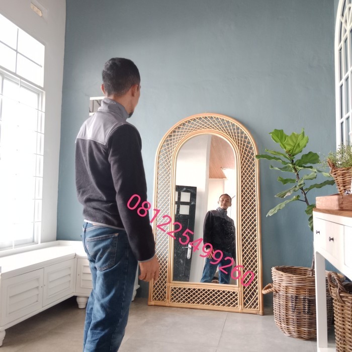 Ready CERMIN KACA JUMBO STANDING MIRROR ROTAN