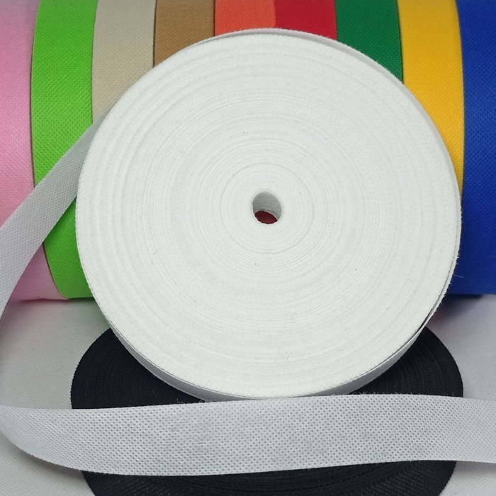 

Bisban Tipis, Pelipit Kain Spunbond (90 gsm) Lebar 2 cm - P 100 m