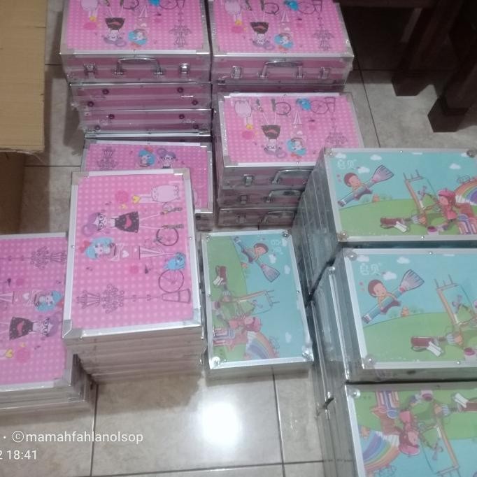 

Set Alat Lukis Anak 145Pcs Model Koper Jinjing Import Alat Menggambar