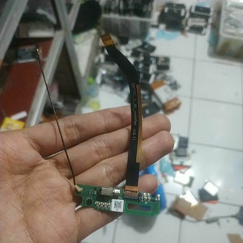 BOARD+ ANTENA BEKAS LENOVO P1M40