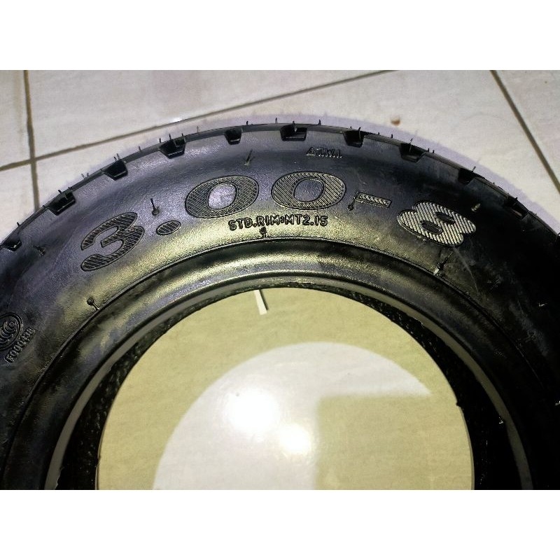 [BEST DEAL] Ban sepeda listrik roda 3 ukuran 3.00-8 - Ban Tubeless