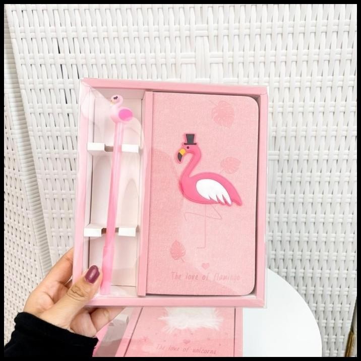 

TERMURAH PAKET ALAT TULIS 2IN1 DENGAN BOX CANTIK ISI BUKU+1 PULPEN MOTIF UNICOR !!