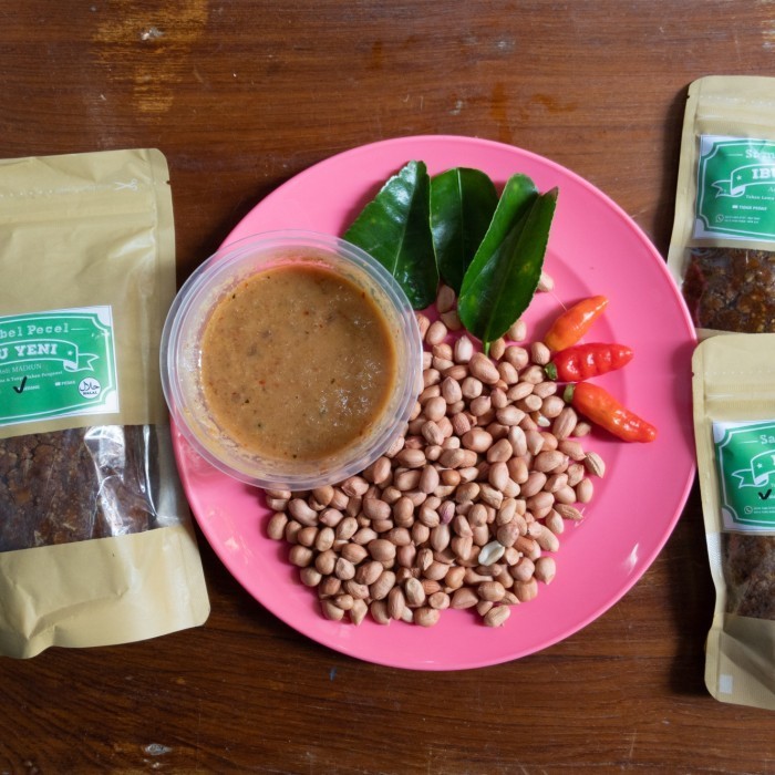 

Sambal/Sambel/Bumbu Pecel Madiun "Ibu Yeni" - 500Gr