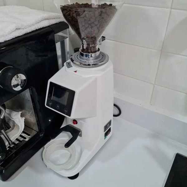 Latina Vega Dx 60 E - Espresso Electric Coffee Grinder - Dx60E Dx60 E