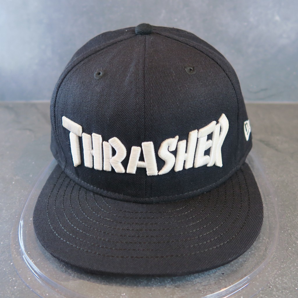 Topi New Era - Snapback Cap - 9Fifty - Thrasher Magazine - Big Script