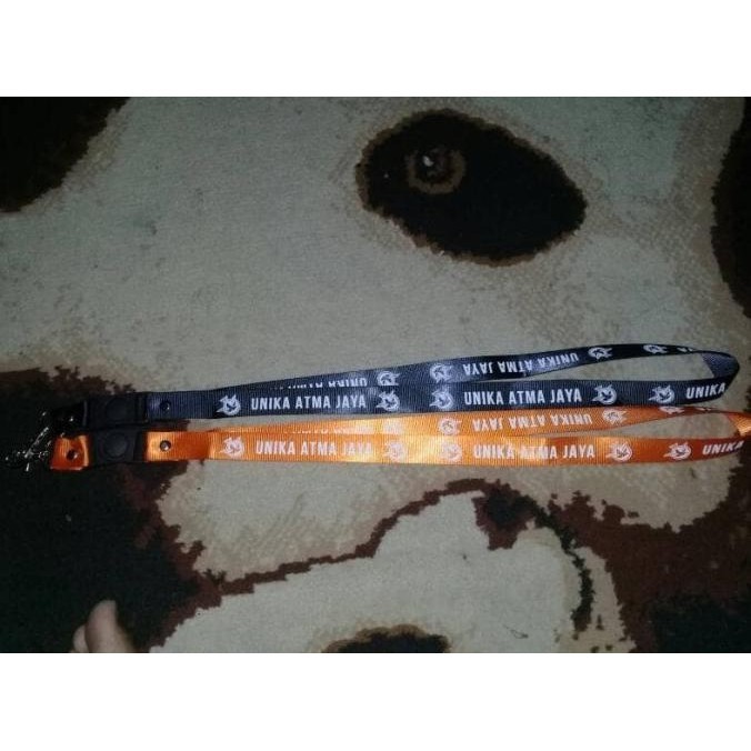 

Pelunsan Tali Id Card 2 Cm + Sblon 1 Warna Y Kualitas Premium