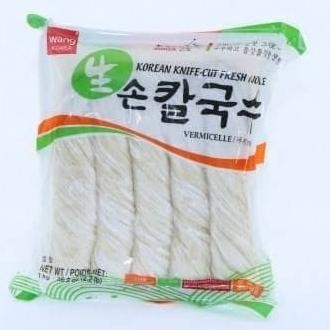 

READY STOCK MIE GUKSU FROZEN 1KG / MIE JJAJANGMYEON JJAJANGMYUN ECXLUDE BUMBU !!!!!
