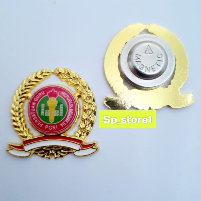 

Baju PGRI dan PNS pin PGRI termurah / pin pgri super / perlengkapan Pramuka / alat pramuka