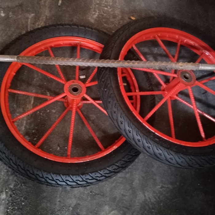Roda Gerobak Dorong Ring 17 Ban Baru