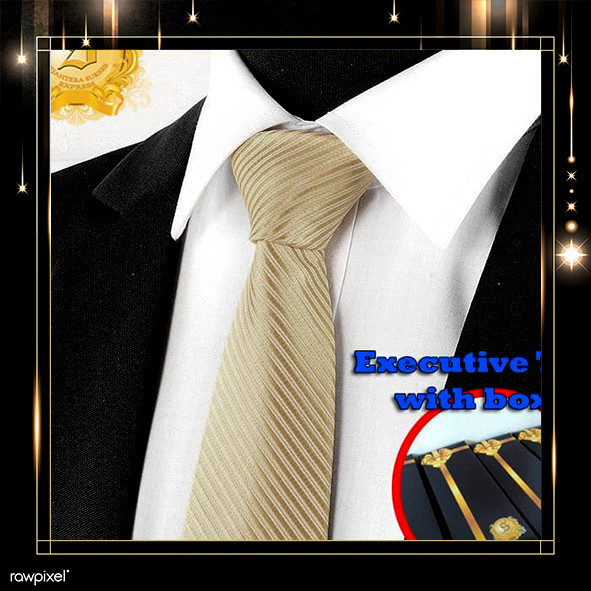 Dasi Kantor Pria Warna Gold Muda Cream Diagonal Kilap