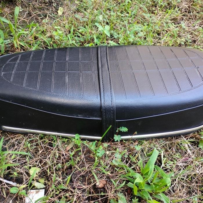 jok honda cb100 cb125 nos merk omega detail original Import Premium