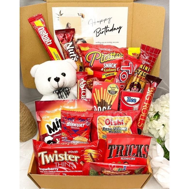 

SNACK BOX KADO ULANG TAHUN / HAMPERS SNACK MURAH / BUKET SNACK / BUKET JAJAN / KADO ULANG TAHUN / HADIAH ULANG TAHUN / HADIAH VALENTINE / KADO VALENTINE / KADO ANNIVERSARY / HADIAH ANNIVERSARY / HADIAH BIRTHDAY / HAMPERS CEWEK BISA COD