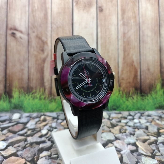JAM TANGAN WANITA Q&Q QNQ QQ SMILE SOLAR TALI KULIT RP25J007Y ORIGINAL MURAH