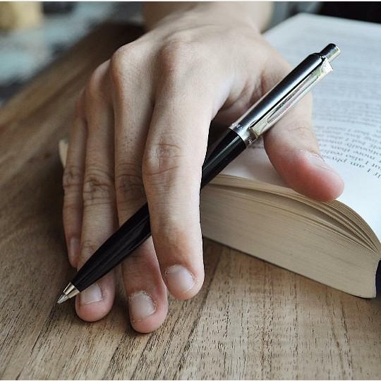 

Sheaffer Sentinel (Black) 321 Ballpoint Import