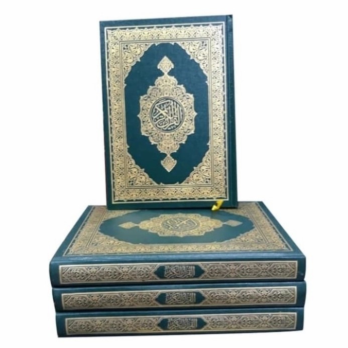 

Al-quran Madinah/Mushaf Madinah - Ukuran 2014 cm - Saudi!