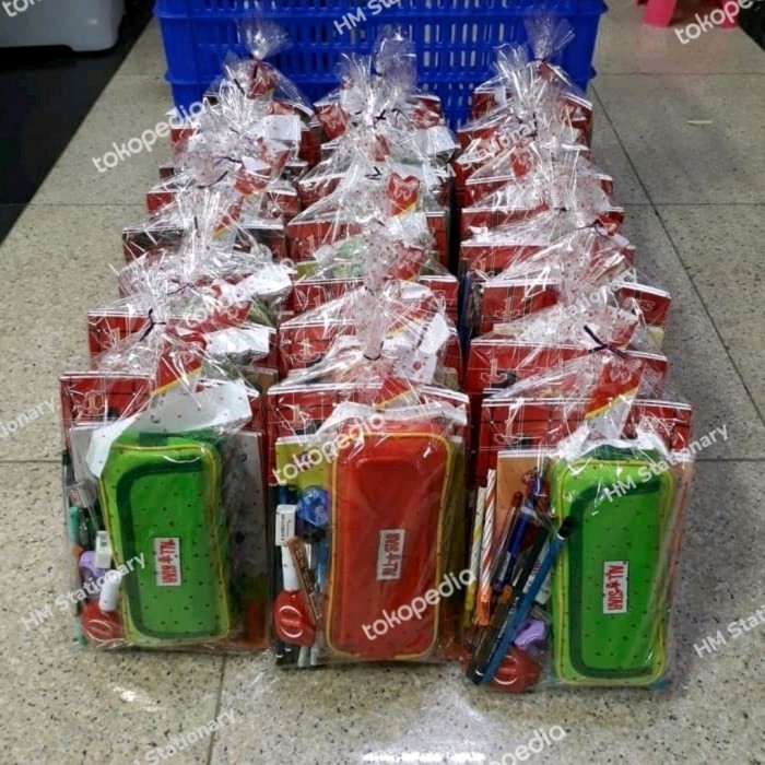 

Paket Alat Tulis Lengkap 200 Paket