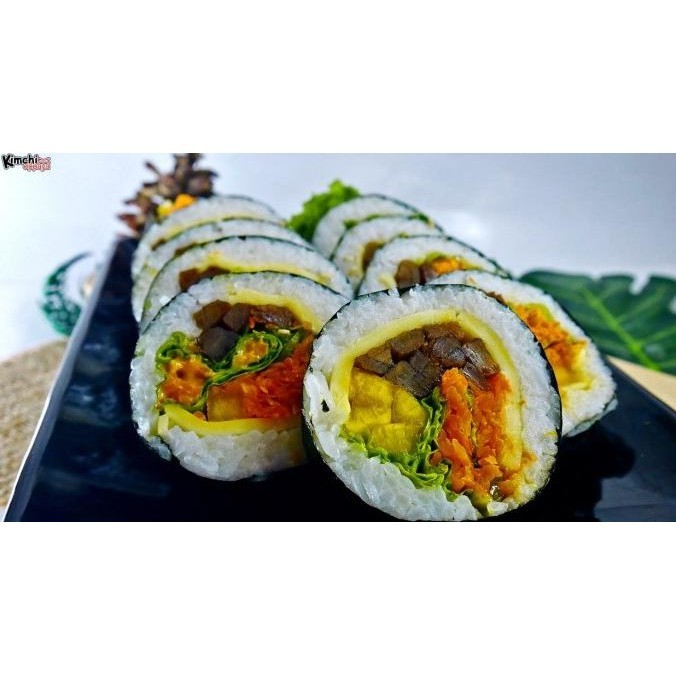 

Kimbap / Gimbab Vegetarian Sushi Korea Potong 10-11 Pcs Halal Vege