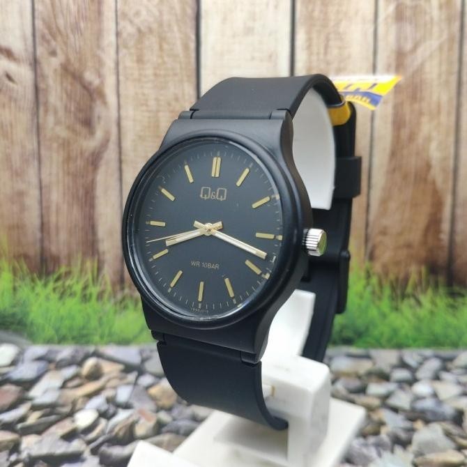 Jam Tangan Pria Q&Q Qq Analog Strap Karet Hitam Vs50J017Y Original