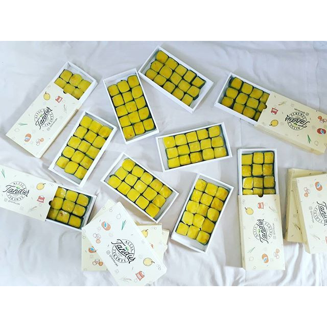 

Ready Ketan Duren (Tandur mini Bites isi 15)