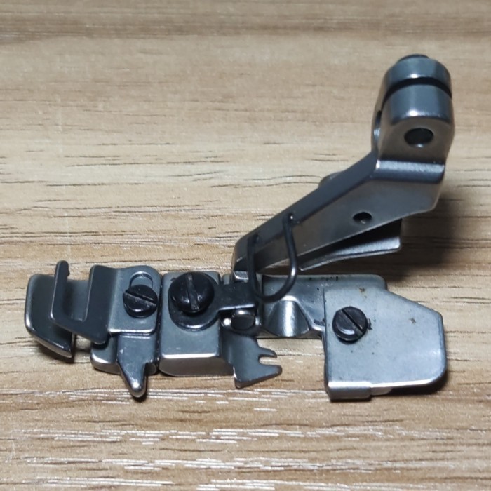 

Terlaris Sepatu Mesin Obras Juki MO2300 SALE