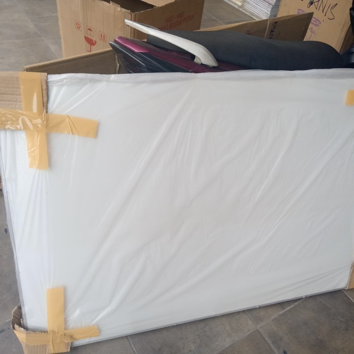 

Papan Tulis / White ard tempel atau gantung dinding 80 cm x 120 cm