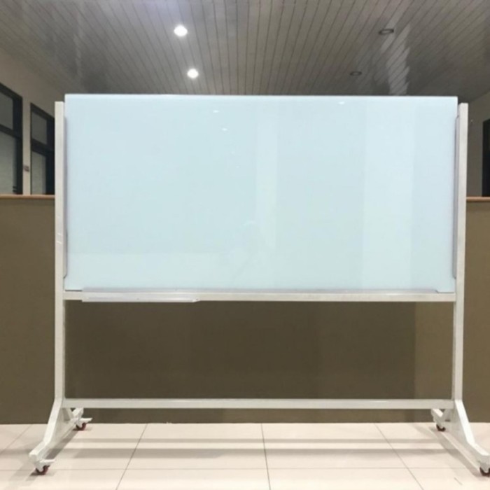 

Papan tulis kaca / Glassard Magnetik 120 x 180 cm Standing kaki roda