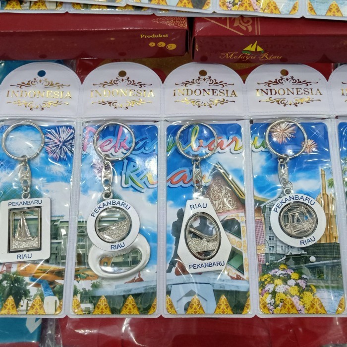 Cas Gantungan Kunci Key Chain Souvenir Melayu Riau Pekanbaru Isi 6