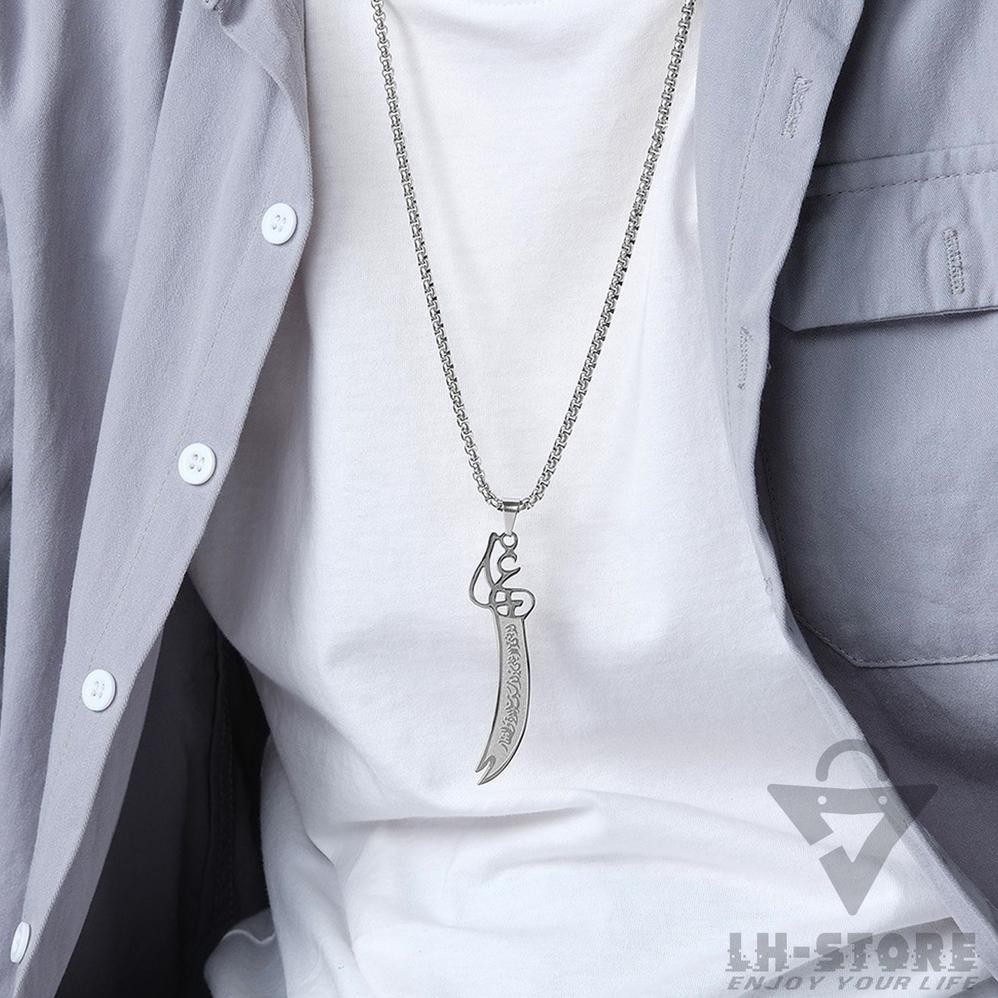 Kalung Titanium Liontin Pedang Imam Ali Zulfikar Kaligrafi Arab Islam Muslim Pria Wanita