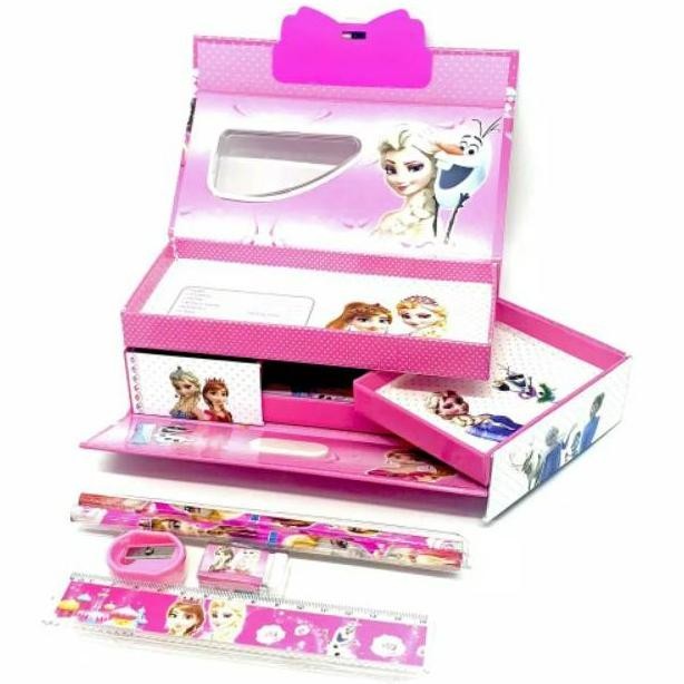 

Promo Kotak Pensil Kode Susun 3 Kuromi Cinamonroll / Tempat Pensil Pin 3D / Fancy 8.8