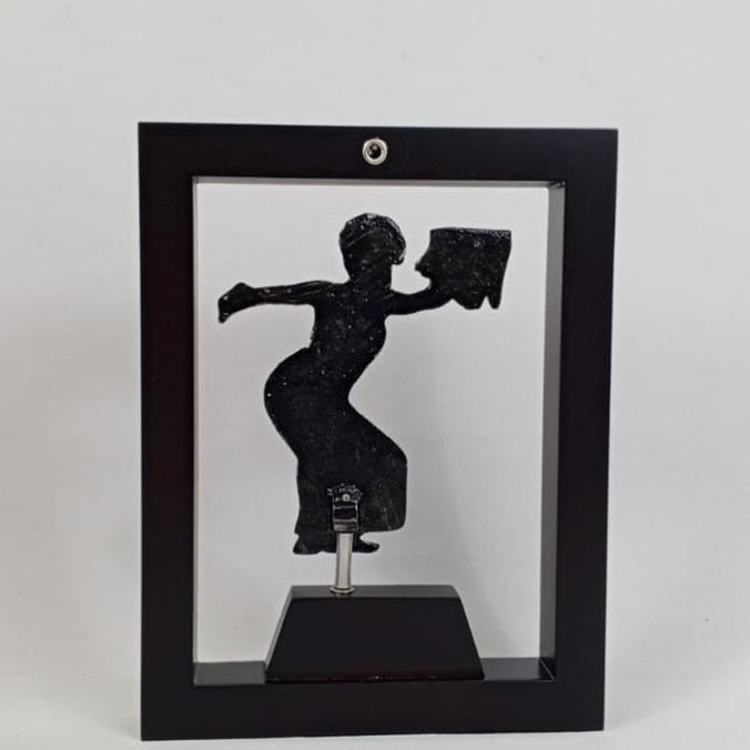 Frame Tari Bali Pendet