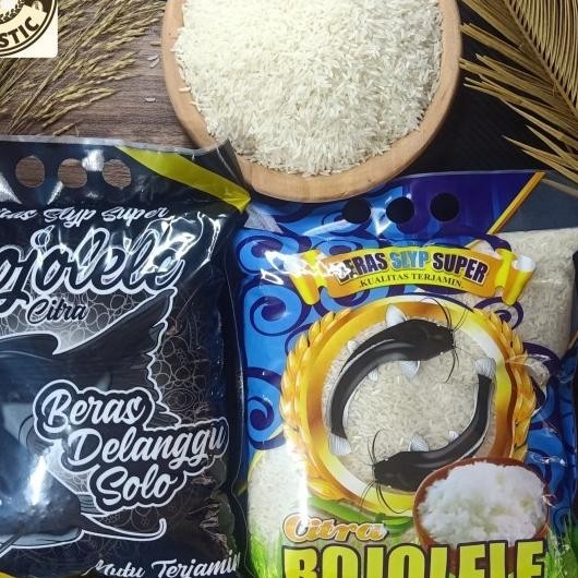 

Beras 5 Kg & 5 Liter Rojolele Kemasan Lanasi