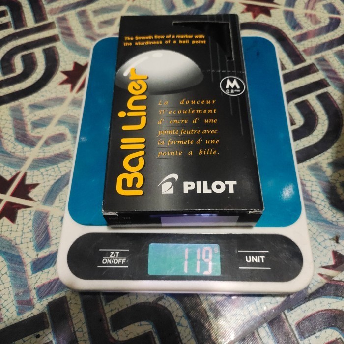 

pulpen pilot ball liner black 0,8 mm / lusin