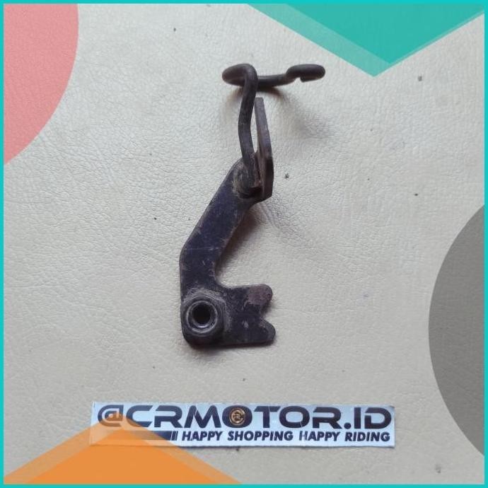 Original breket bracket pengait selang rem depan vario 110 lama karbu