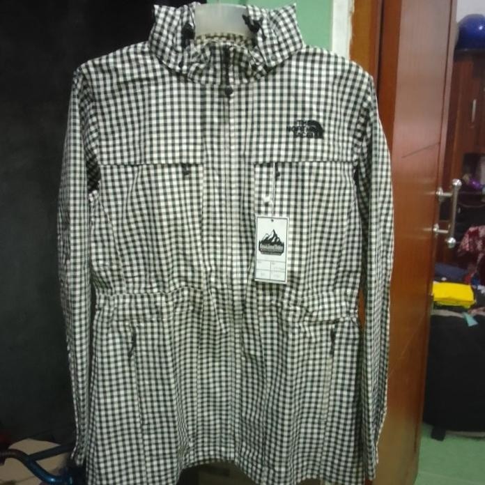 JAKET TNF PARKA SIZE 90