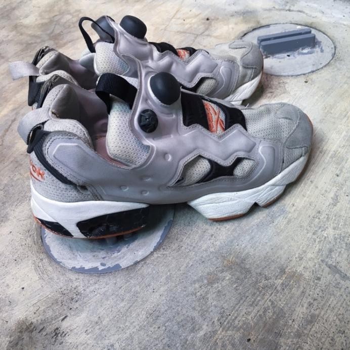 REEBOK INSTA PUMP