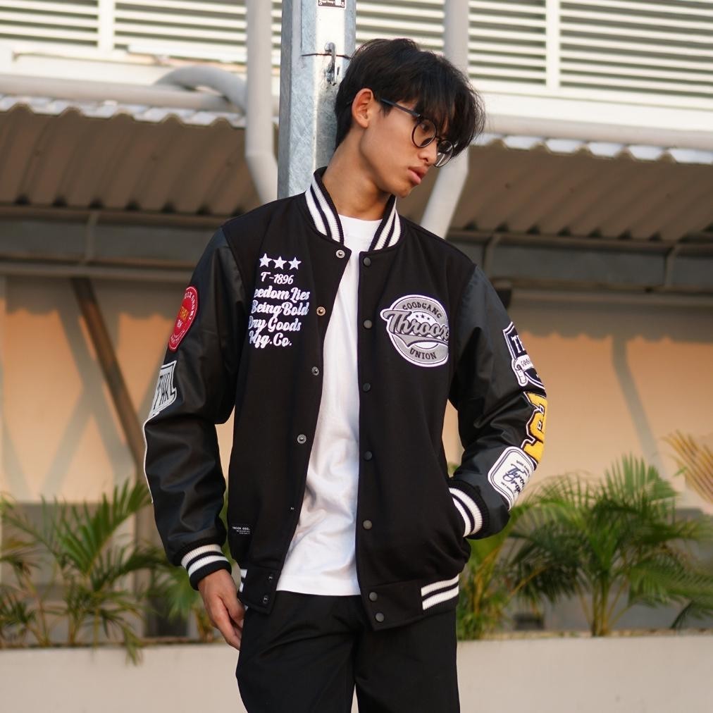 Jaket Pria Keren Throox Bomber Varsity Jacket Hitam Thrx Daltoosh Black