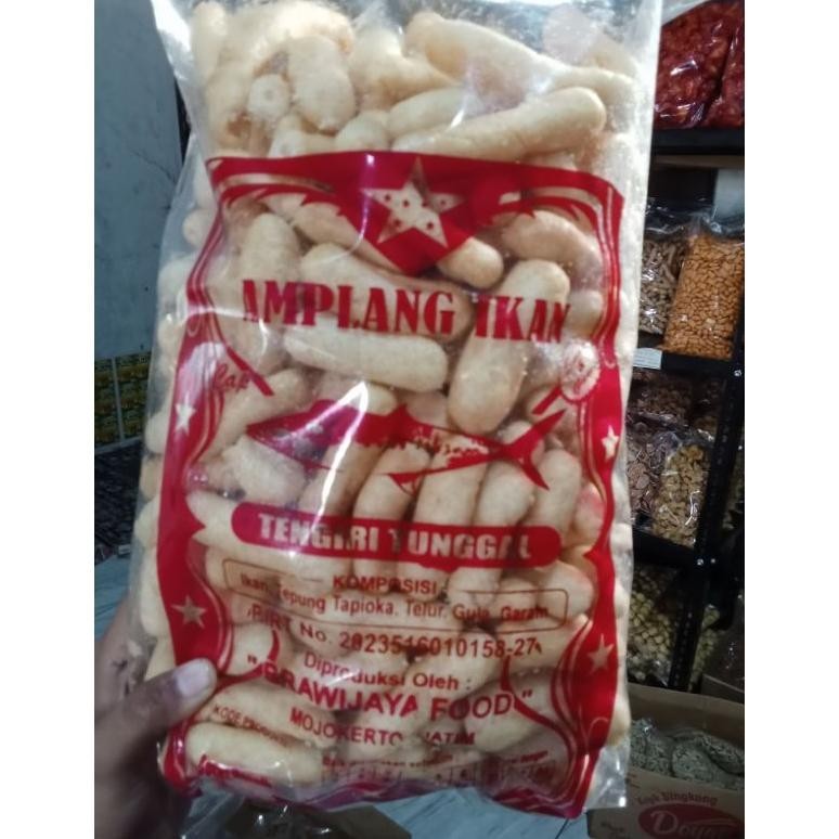 

Cuci Gudang Kerupuk ikan tengiri 500gram / amplang ikan khas Mojokerto PREMIUM super enak Sale