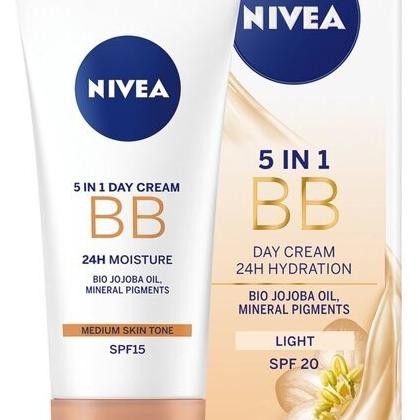 Nivea Essentials Bb Cream 5-In-1 Smoothing Light Day Cream