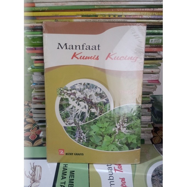 BUKU MANFAAT KUMIS KUCING