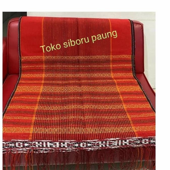 ulos ragihotang merah terang