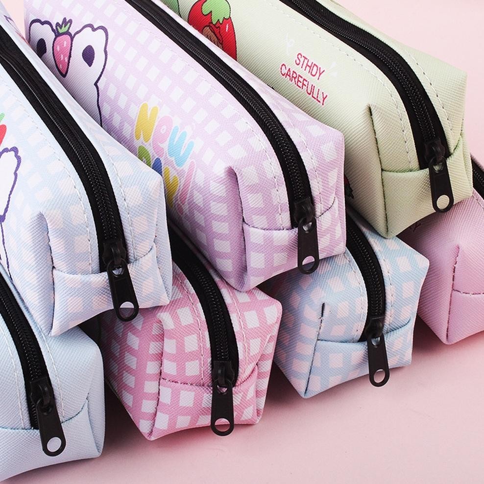 

fg-7 Tas Pensil Tempat Alat Tulis Motif Beruang New Day Fashion Korea Berkualitas