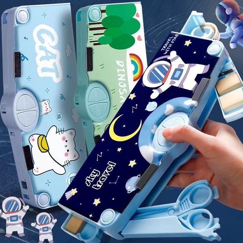 

Gratis Ongkir PuluzKotak Pensil Multifungsi Motif Unicorn / Dinosaurus / Astronot Untuk Anak Lengkap Peruncing Gunting Isolasi Penghapus Penggaris Ukd-