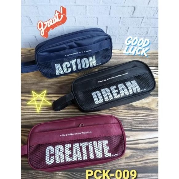 

8.8 Kotak Pensil Kain Motif Remaja/Pencil Case